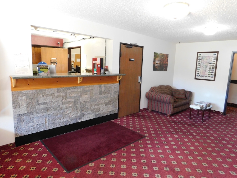 The Covered Bridge Inn - photo 4