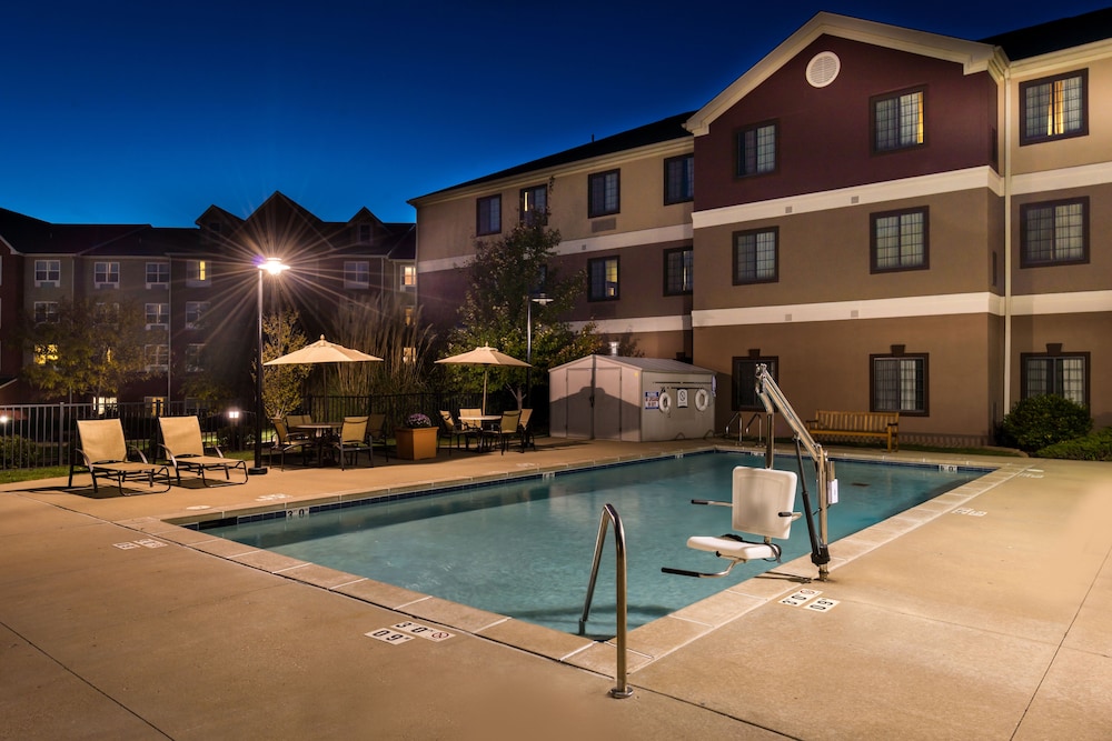 Staybridge Suites O'Fallon Chesterfield by IHG - photo 48