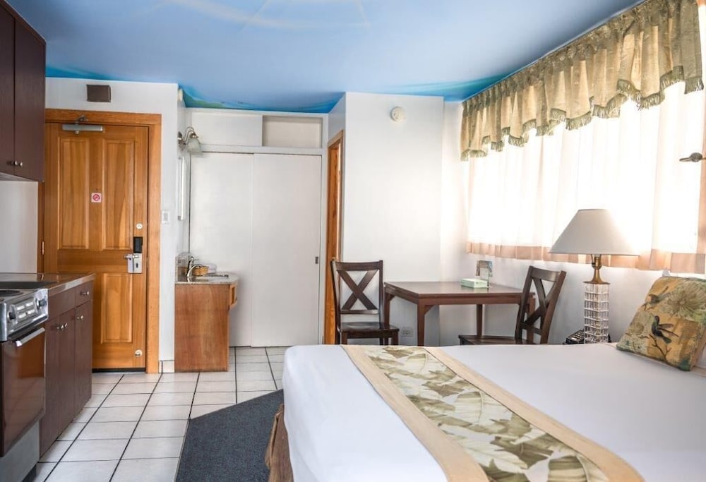 Holiday Surf Hotel - photo 20