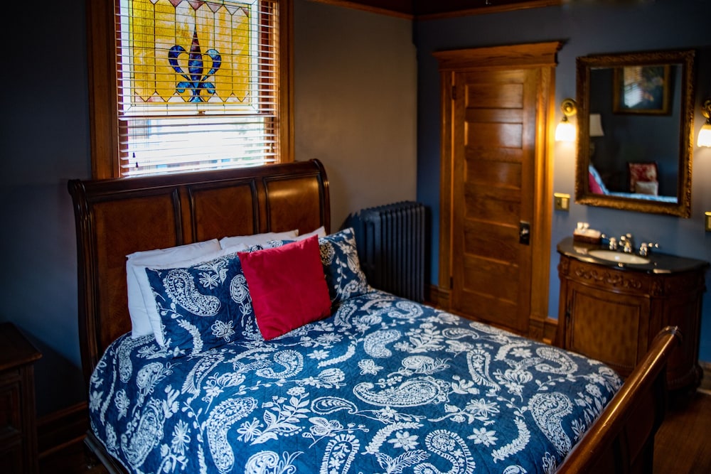 Elk River Hotel & Cafe - photo 21