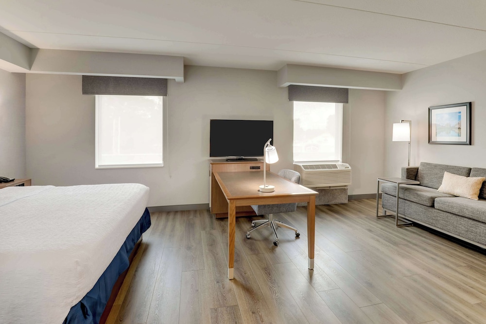Hampton Inn & Suites Rome - photo 28