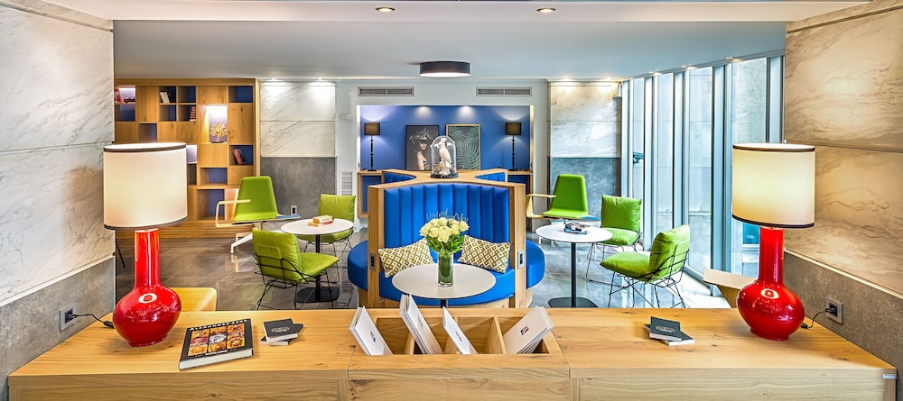 Airotel Alexandros Hotel — 4-Star Luxury Hotel in Athens, Greece