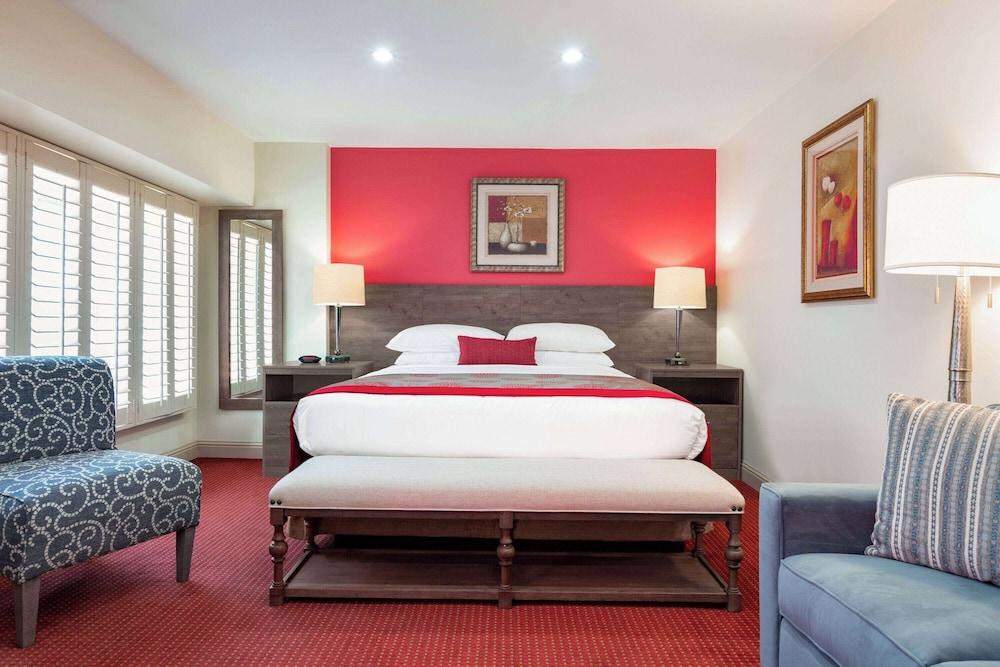 Ramada By Wyndham Oakland Downtown City Center - photo 21