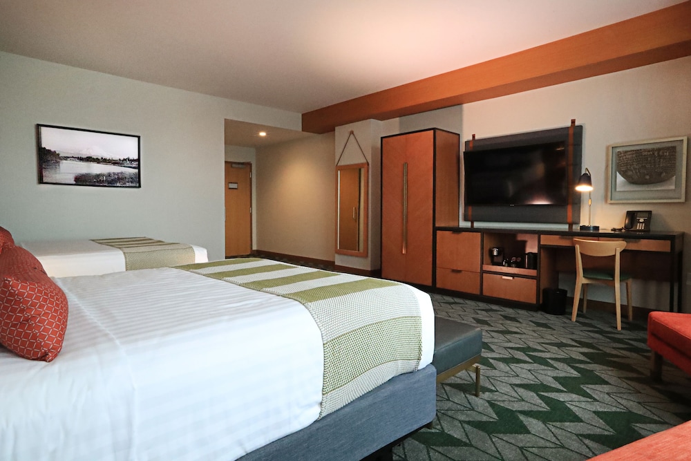 Emerald Queen Hotel and Casino Tacoma - photo 11