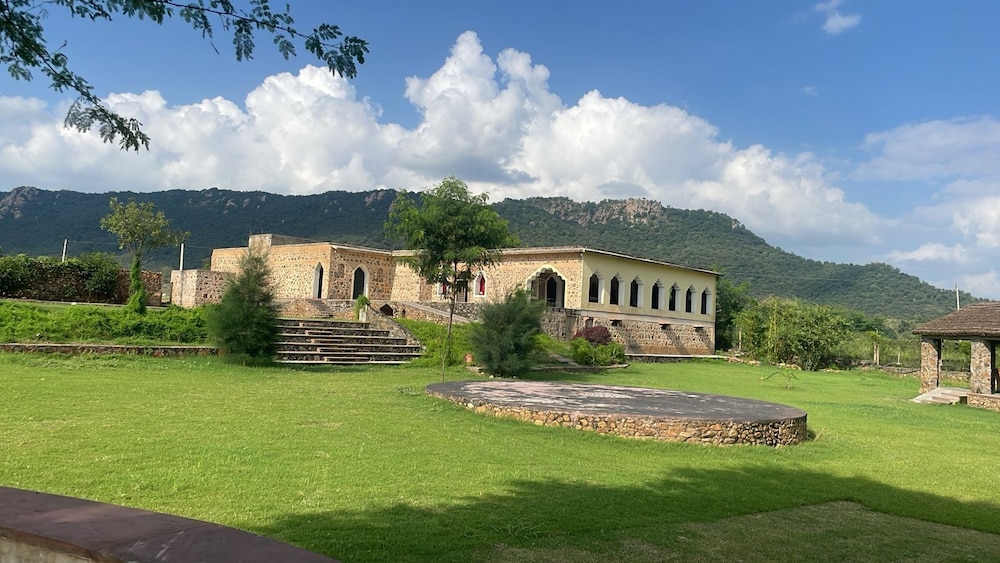 Sariska Kasba A Village Resort — Rajgarh