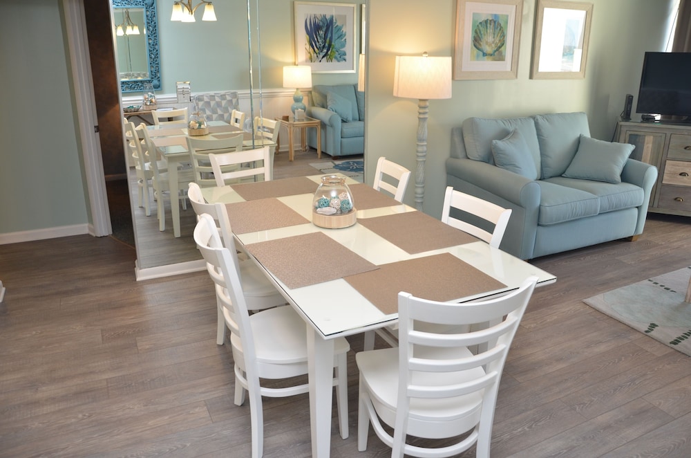 Royal Garden Resort 201 3 Bedroom Condo by RedAwning - photo 29