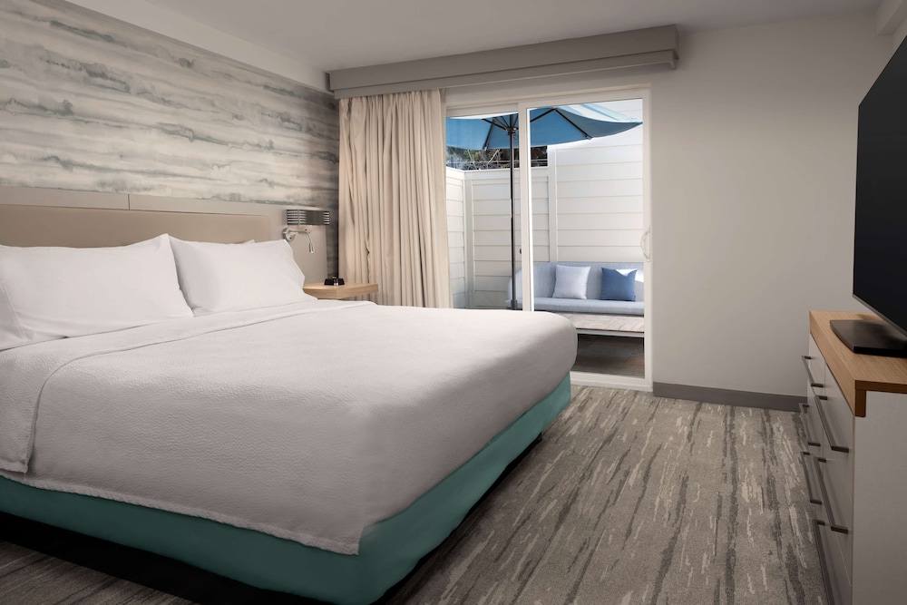 Hilton Garden Inn Marina Del Rey - photo 6