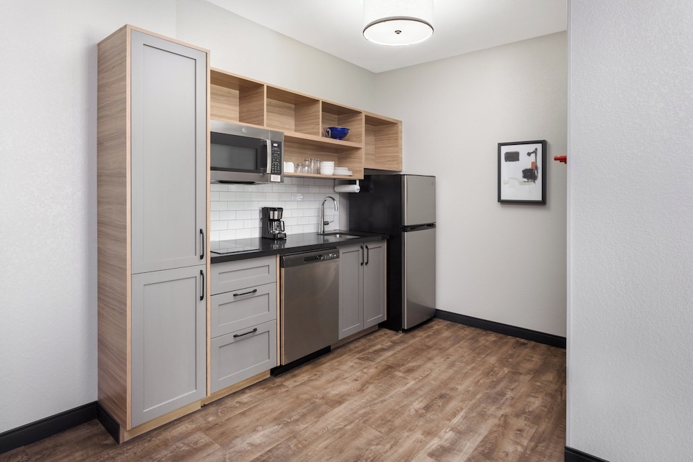 Candlewood Suites North Platte by IHG - photo 17