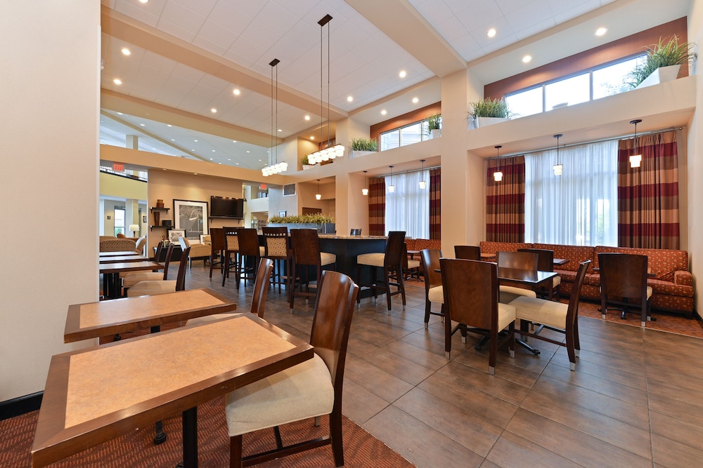 Hampton Inn & Suites Phoenix Gilbert - photo 52