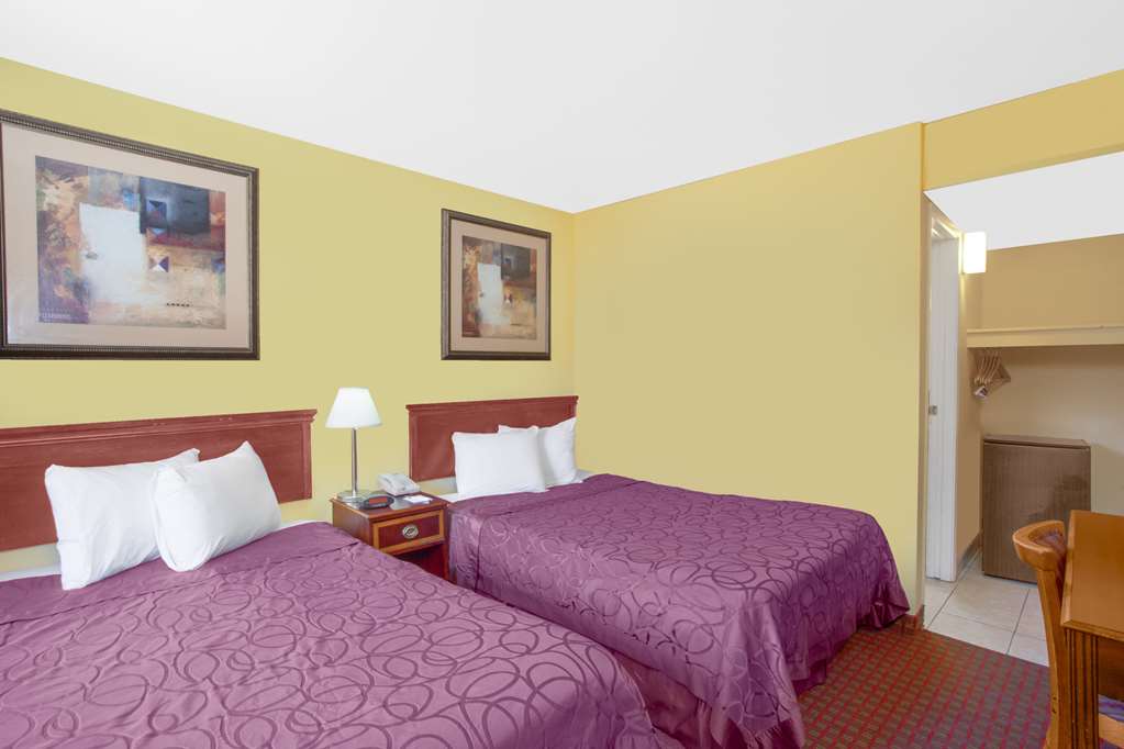 Baymont by Wyndham Coalinga - photo 11