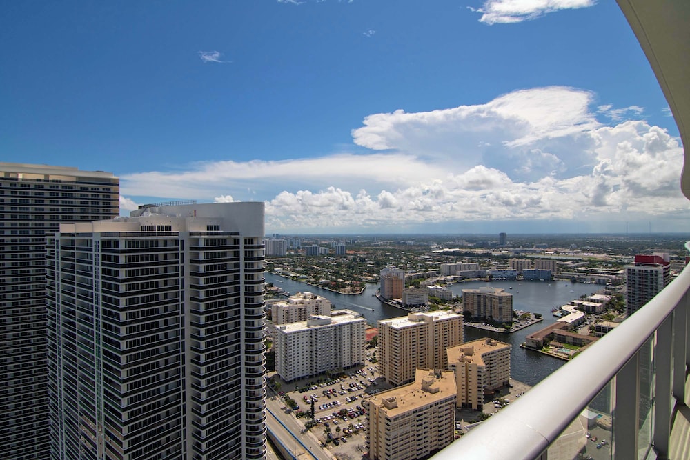 Luxury Penthouse 4 BDR With Resort Amenities - photo 46