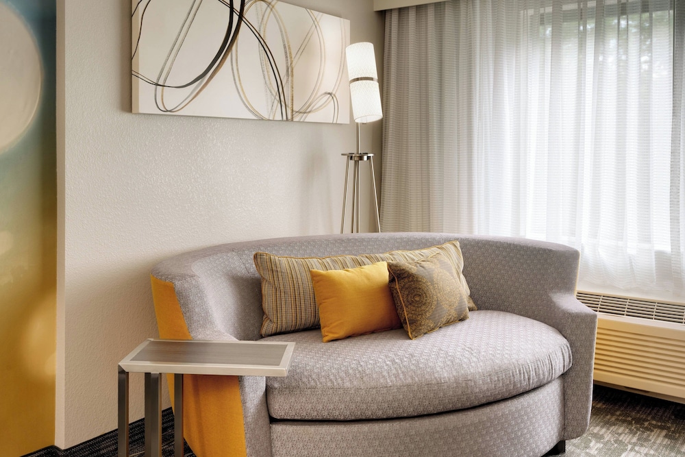 Courtyard by Marriott Charlotte Airport LoSo - photo 15