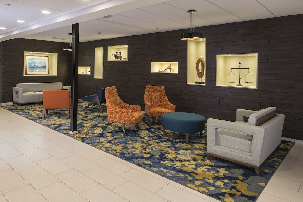 Crowne Plaza Suites Pittsburgh South by IHG - photo 85