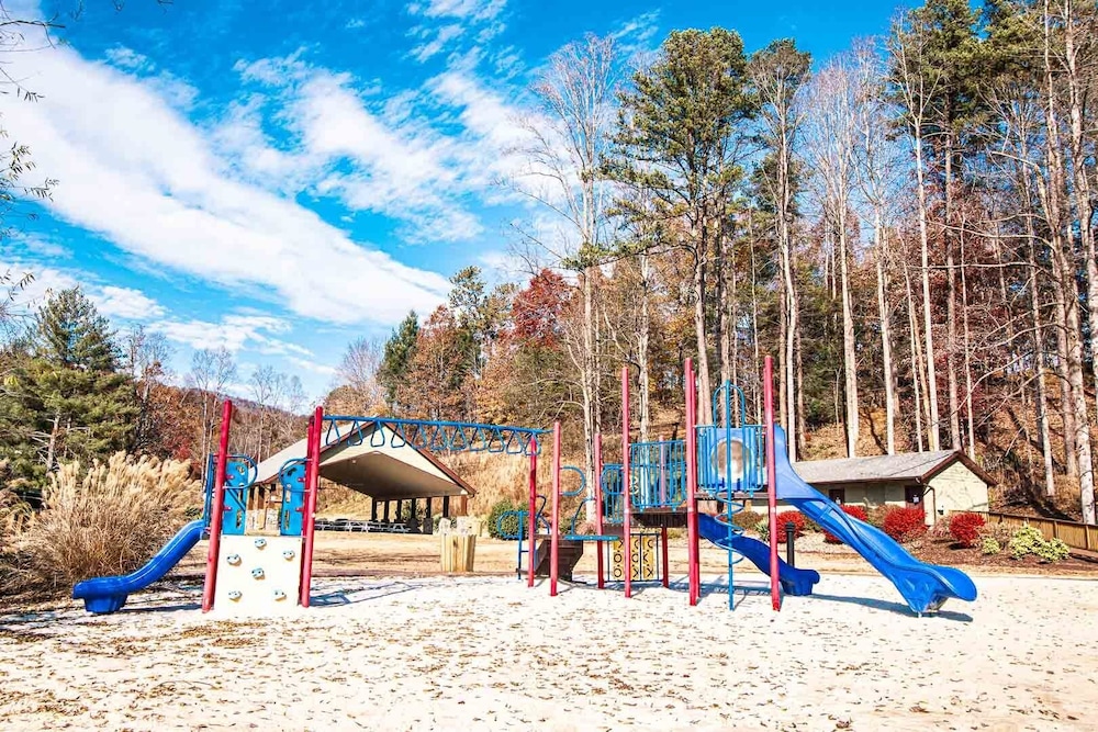 Mountain Loft Resort - photo 24