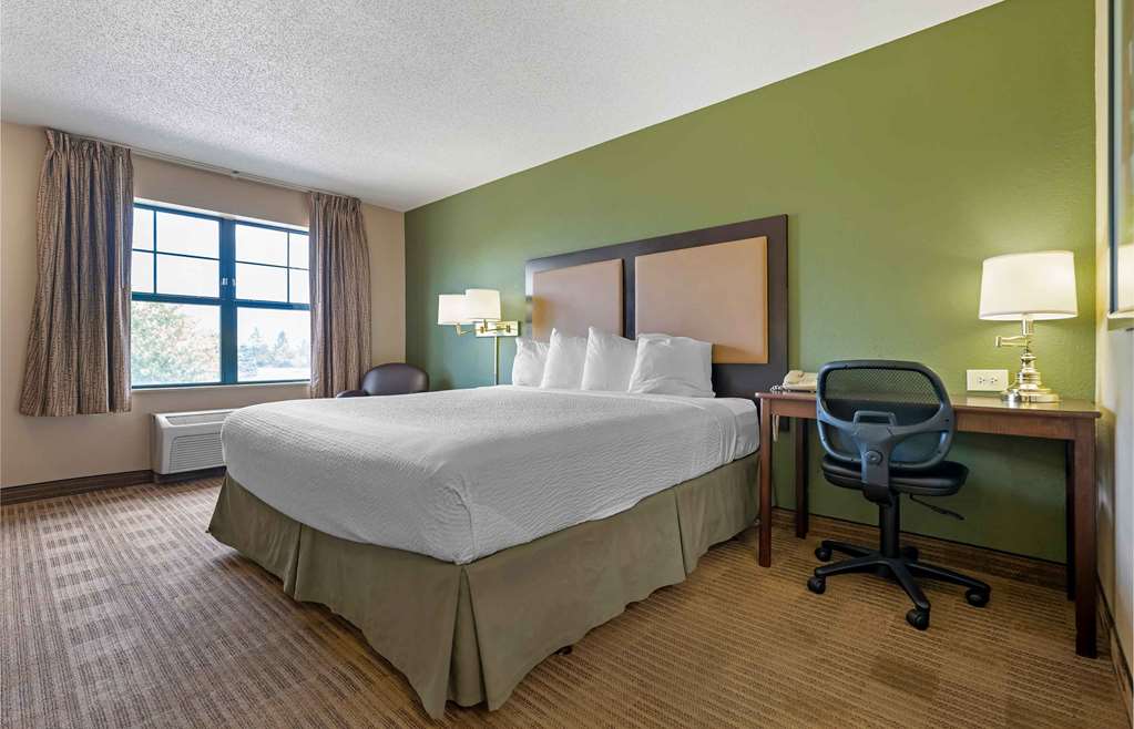 Extended Stay America Select Suites Chicago Hanover Park - photo 20