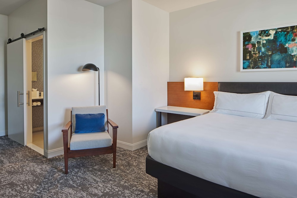 The Fort Sutter Sacramento Tapestry Collection by Hilton - photo 11