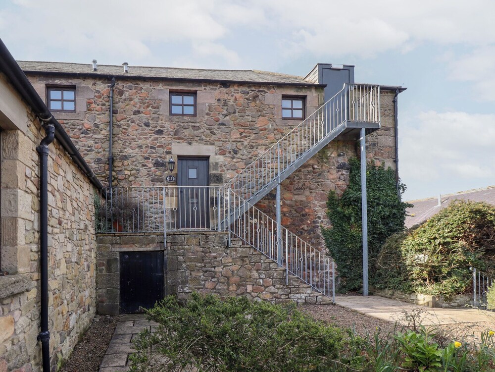 Hollyhock - carbon neutral hotel in Wooler