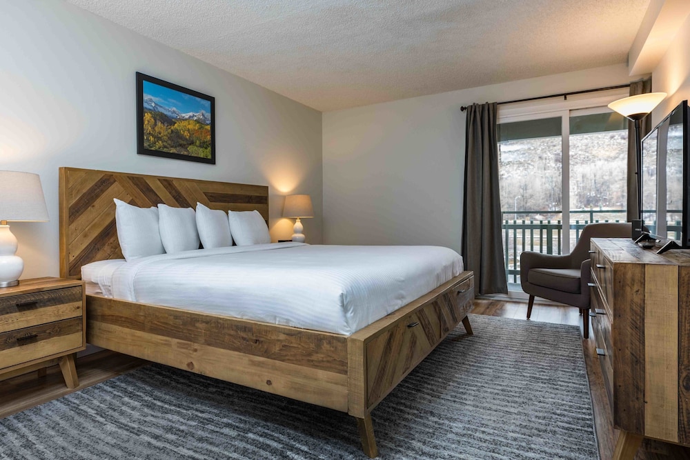 Evergreen Lodge at Vail - photo 8
