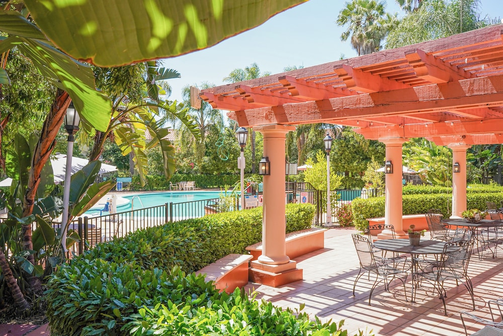 Uptown Oasis San Jose Airport in San Jose, United States