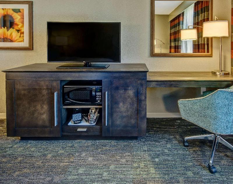 Hampton Inn & Suites Memphis Germantown - photo 39