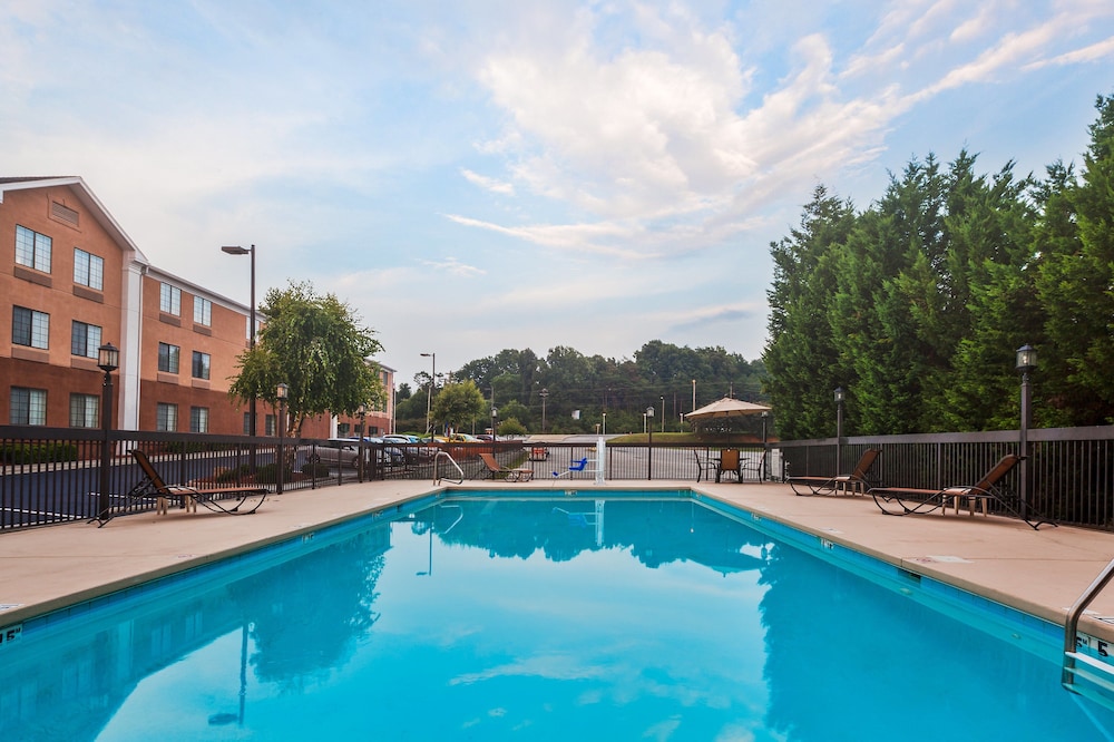 Holiday Inn Exp Winston Salem by IHG - photo 17