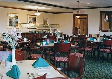 Pittsburgh Plaza Hotel - photo 6