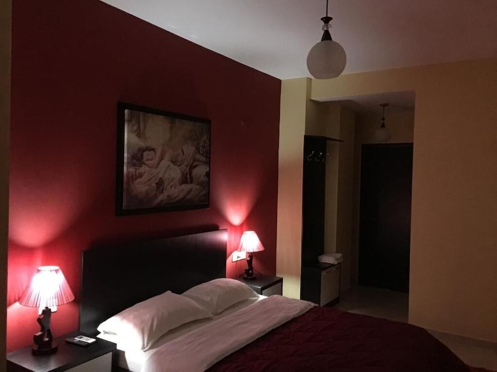 Haris Hotel in Vlore, Albania