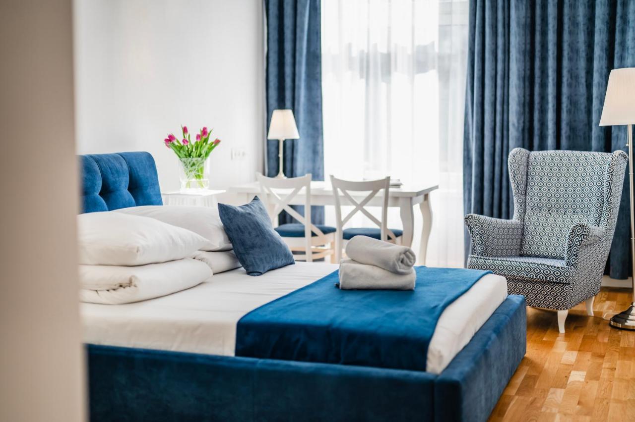 Wenecja Moxy TE&AM Stare Miasto Dworzec 3 min Parking GRATIS — 4-Star Luxury Hotel in Krakow, Poland