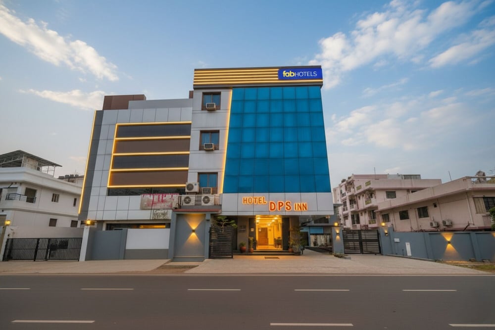 FabHotel DPS International in Allahabad, India