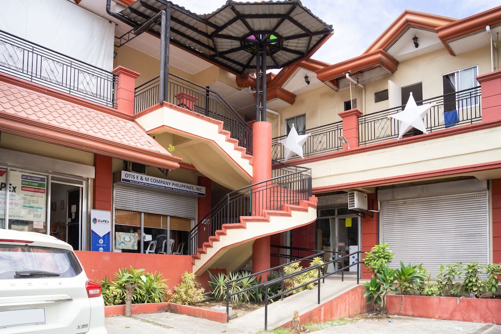 OYO 150 Davao Airport View Hotel — hotel in Davao