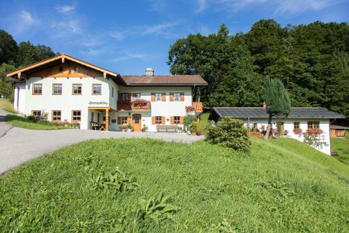 Ferienwohnung Grasmannlehen — 4-Star Luxury Hotel in Marktschellenberg, Germany