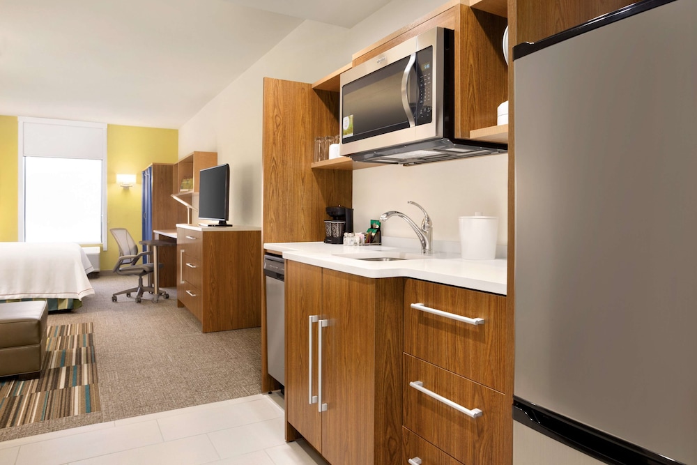 Home2 Suites by Hilton Birmingham Downtown - photo 18