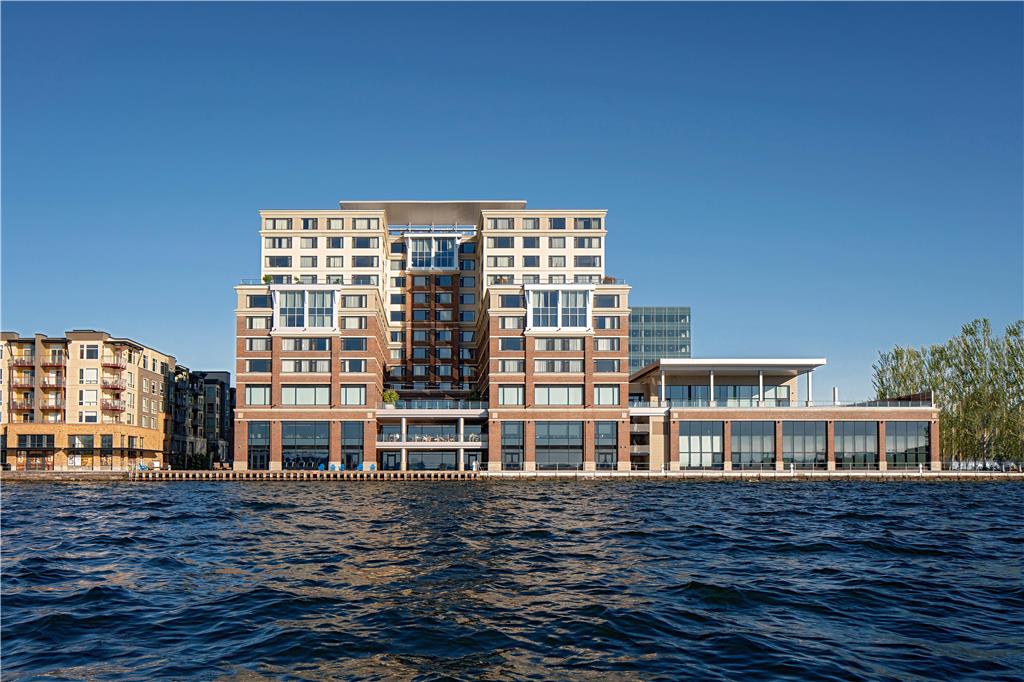 Hyatt Regency Lake Washington at Seattle s Southport - photo 62