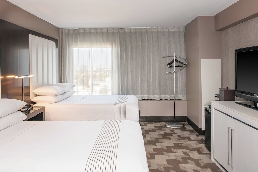 Beverly Hills Marriott - photo 36