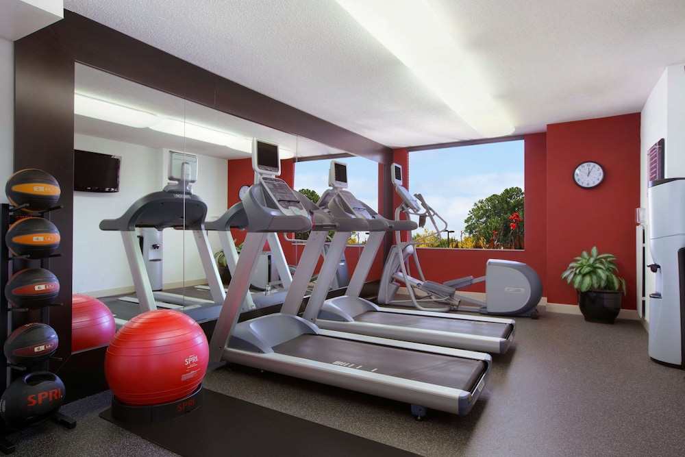 Homewood Suites by Hilton Falls Church I 495 at Rt. 50 - photo 12
