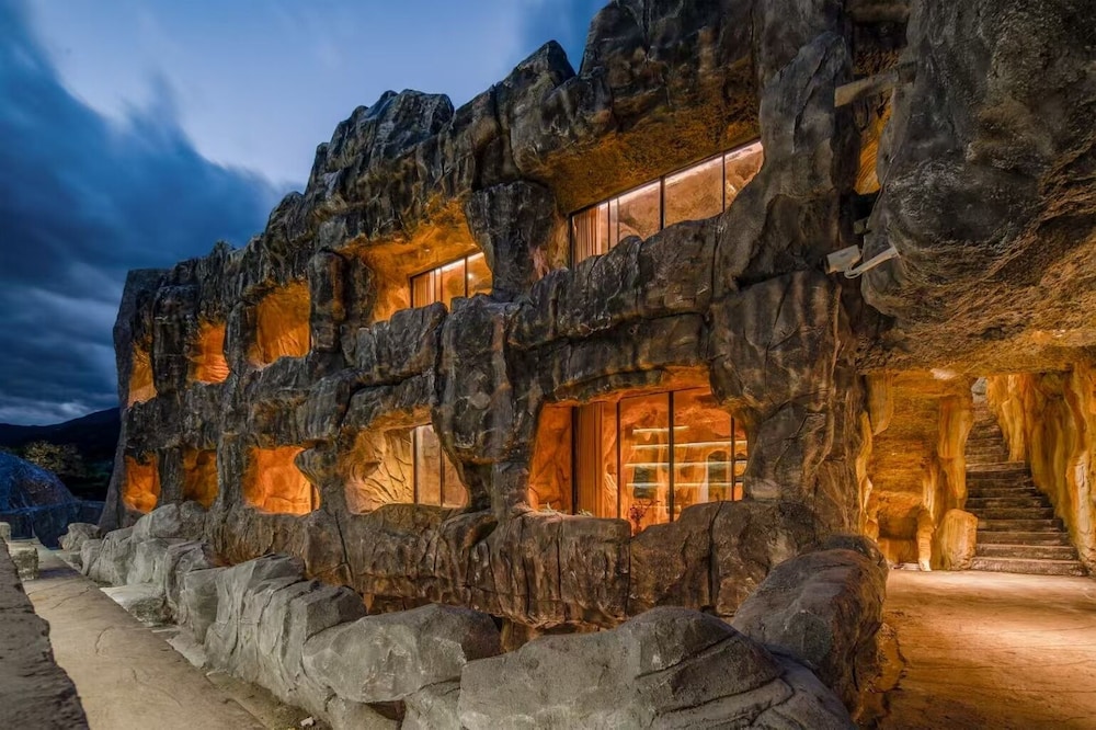 La Villa De Lee.Moye — 4-Star Luxury Hotel in Shengping, People's Republic of China