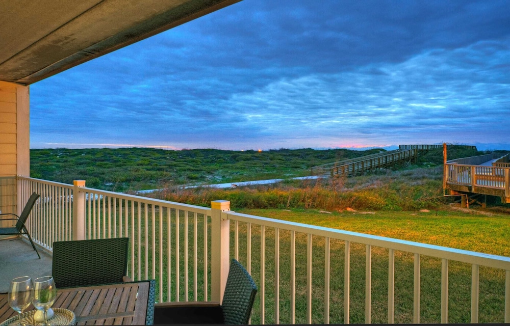 Salt & Sun by Avantstay Beach Access Pool - photo 41
