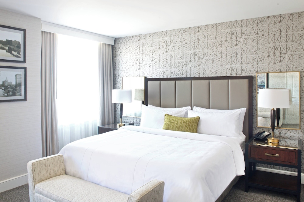 Marriott Syracuse Downtown - photo 10