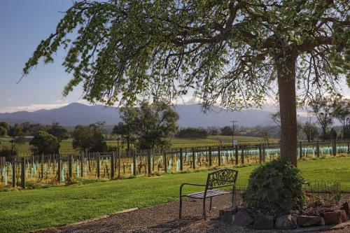 Yarra Yering Homestead — 4-Star Luxury Hotel in Melbourne, Australia