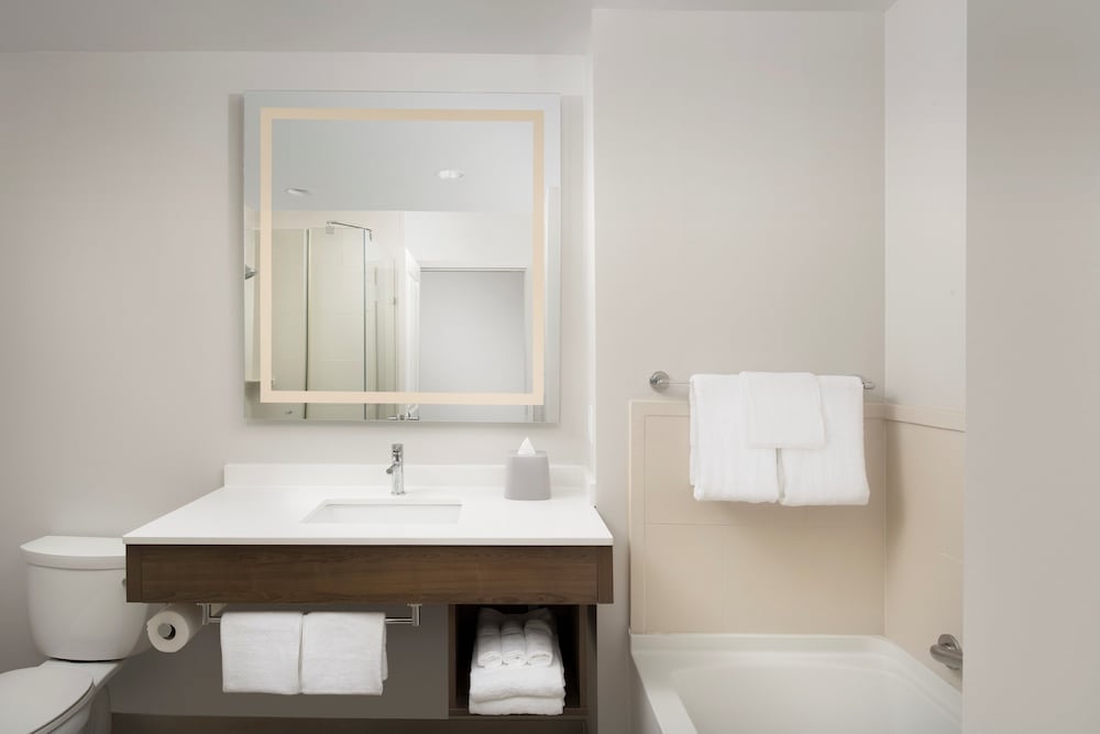 Holiday Inn Express Jacksonville Beach by IHG - photo 20