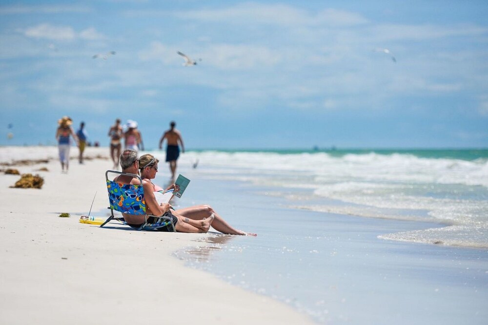 Dockside Delight By Beachside Management - photo 10