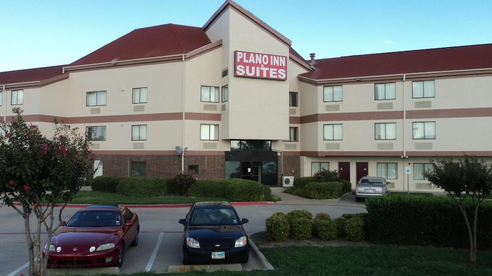 Plano Inn & Suites - photo 36