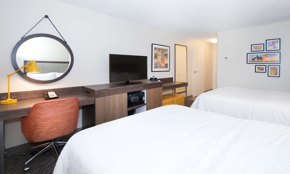 Hampton Inn & Suites N. Ft. Worth Alliance Airport - photo 16