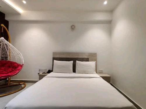 Hotel Blue Shine — Noida — photo 4