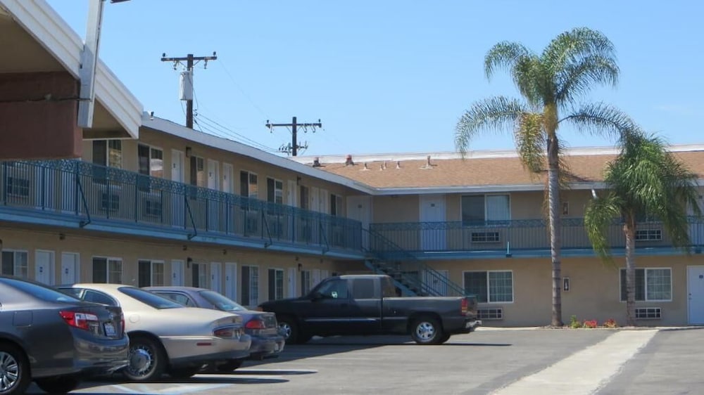 Castaway Motel - photo 27