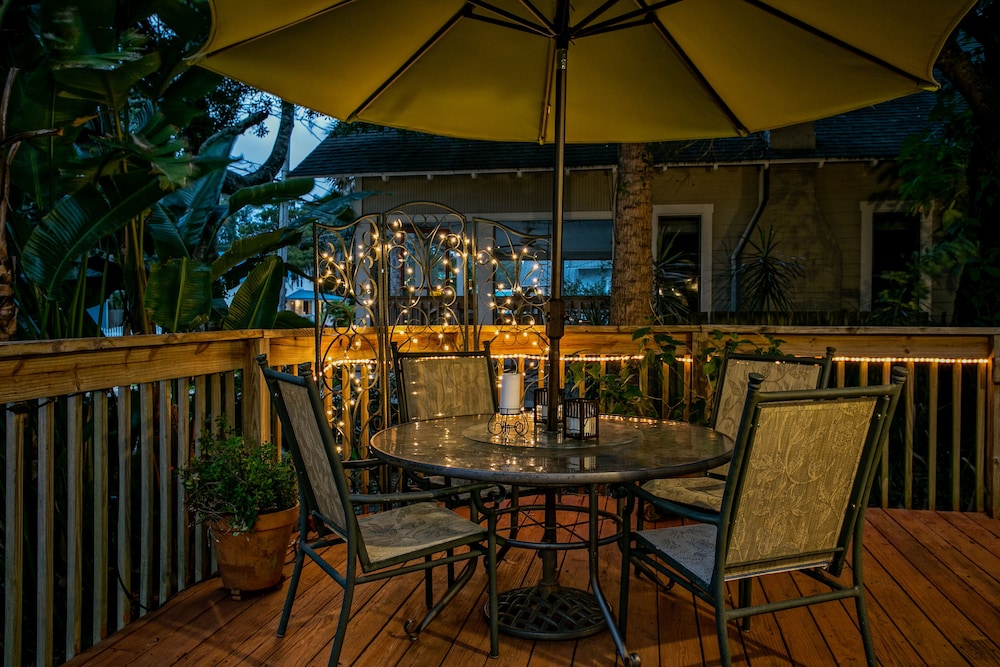 Anchor Inn NSB Bed & Breakfast - photo 42