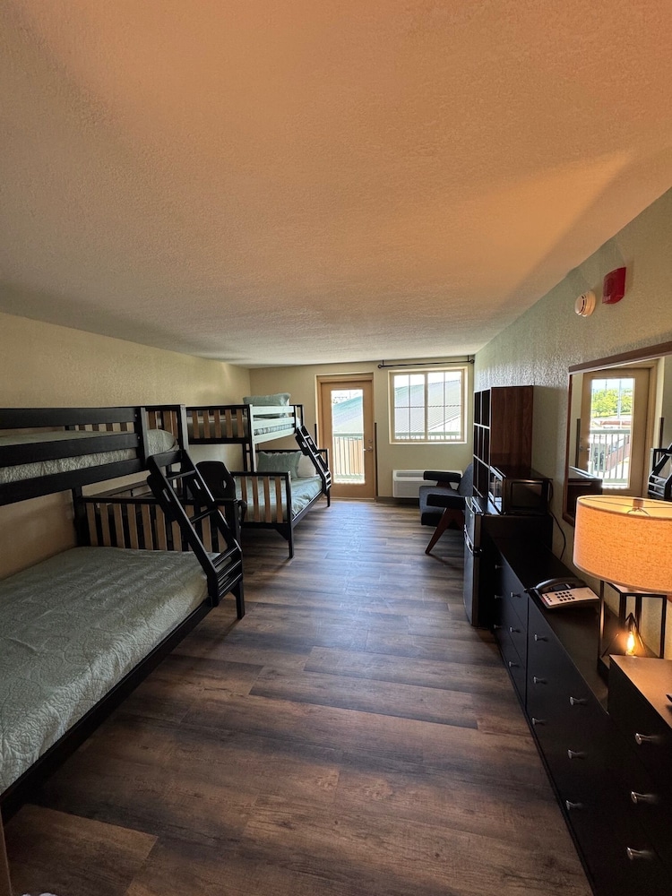 Grand Smokies Resort Lodge - photo 22