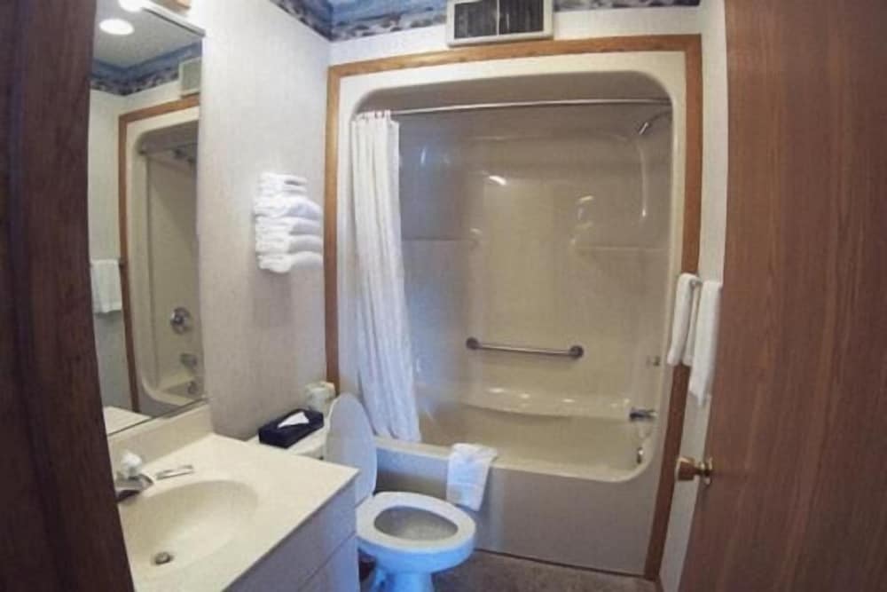 Sea Spray Motel - photo 14