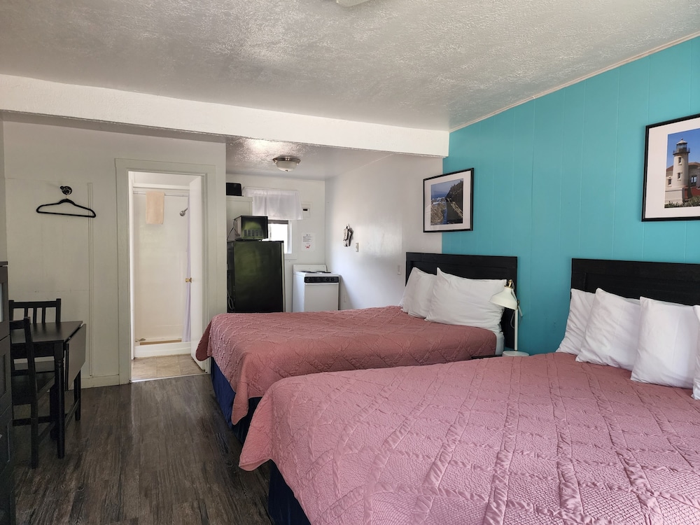 Plainview Motel & RV Park - photo 16