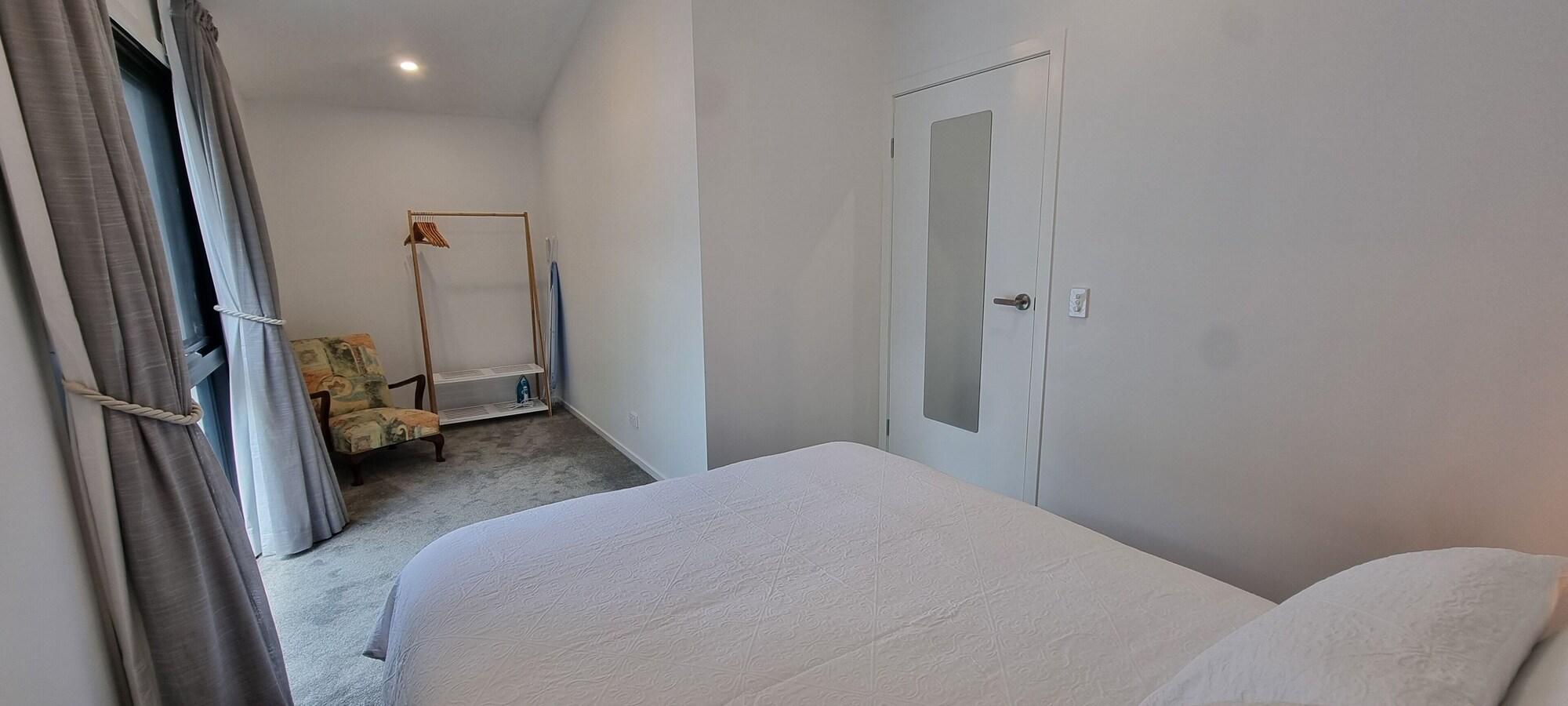 Serenity View Studio Retreat in Palm Beach, Australia